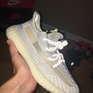 YEEZY BOOST 350 v2 Lundmark Non-Reflective